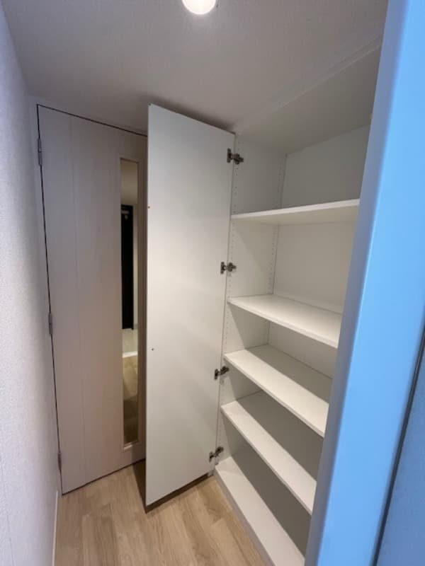 Room image 14