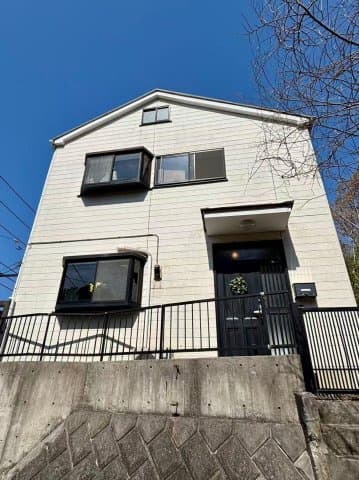 Main exterior of Fujimi Detached House