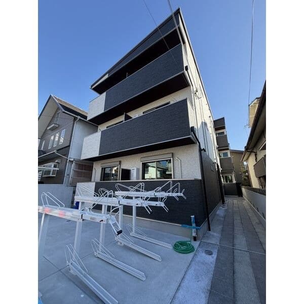 Main exterior of Crest Takayasu ✨[RT]