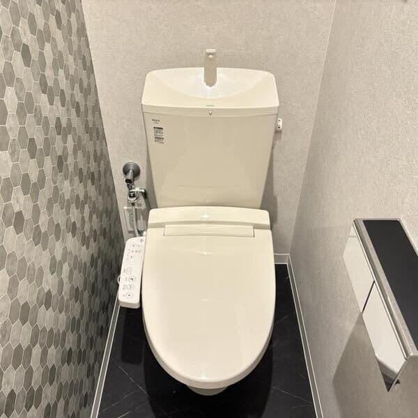 Room image 11