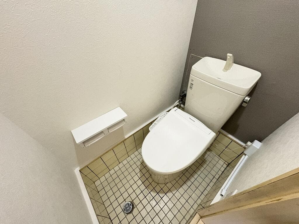 Room image 11