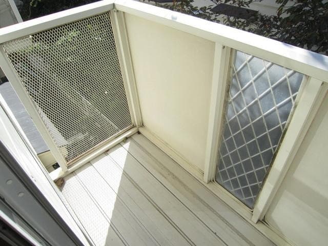 Room image 12