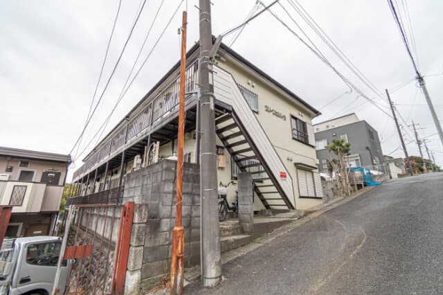 Main exterior of Green Hill Heights Zama