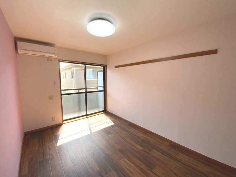 Preview interior of Kronos Motojuku