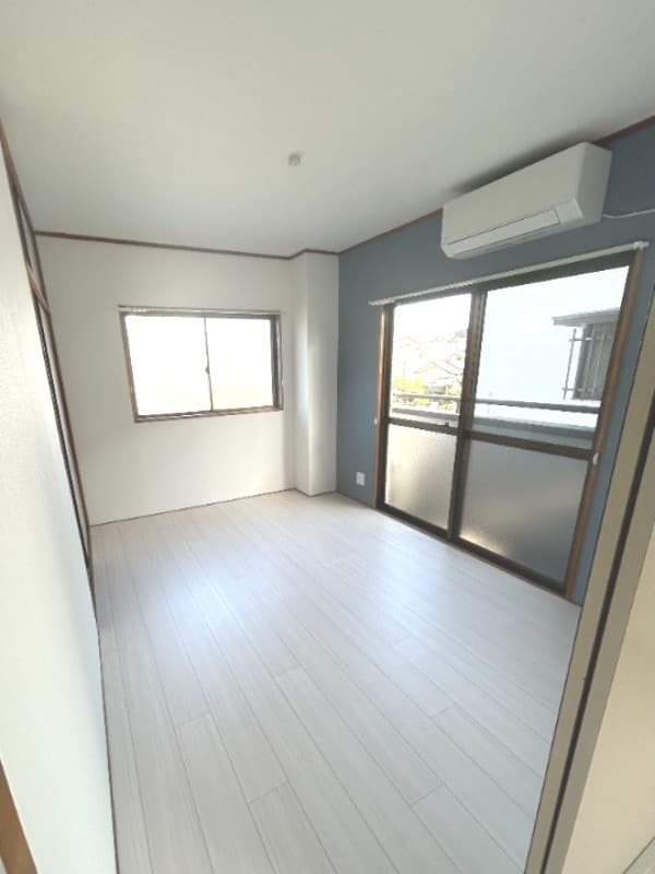 Preview interior of Chronos Shinomiya