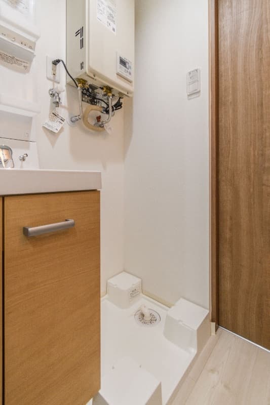 Room image 12