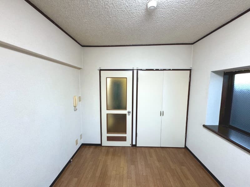 Preview interior of Kronos Stargaoka