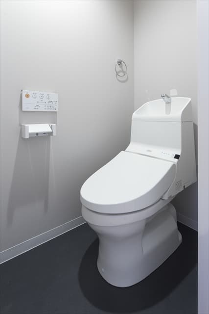 Room image 14