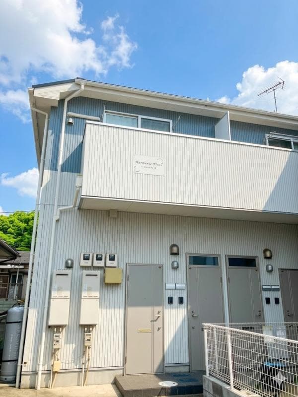 Main exterior of harmonic place