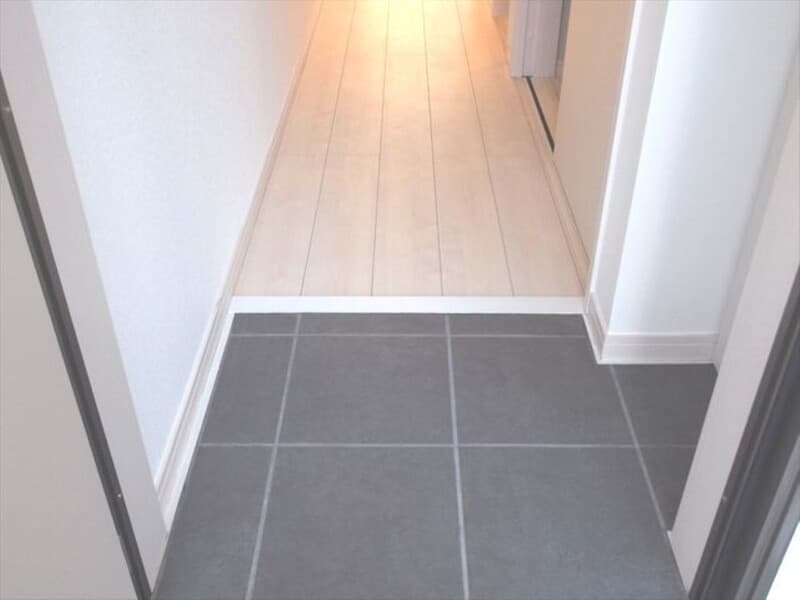 Preview interior of Escada SOGA