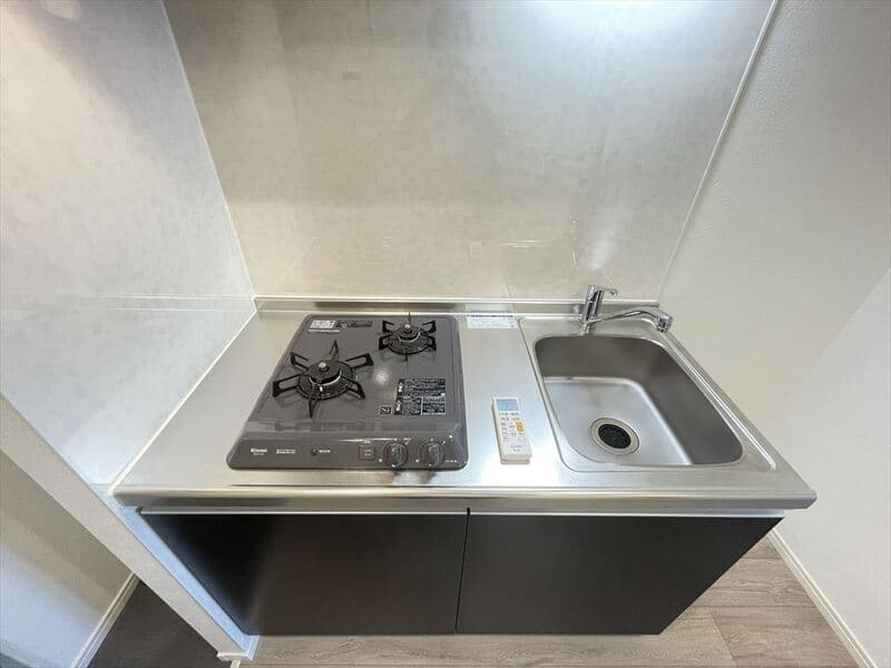 Room image 8