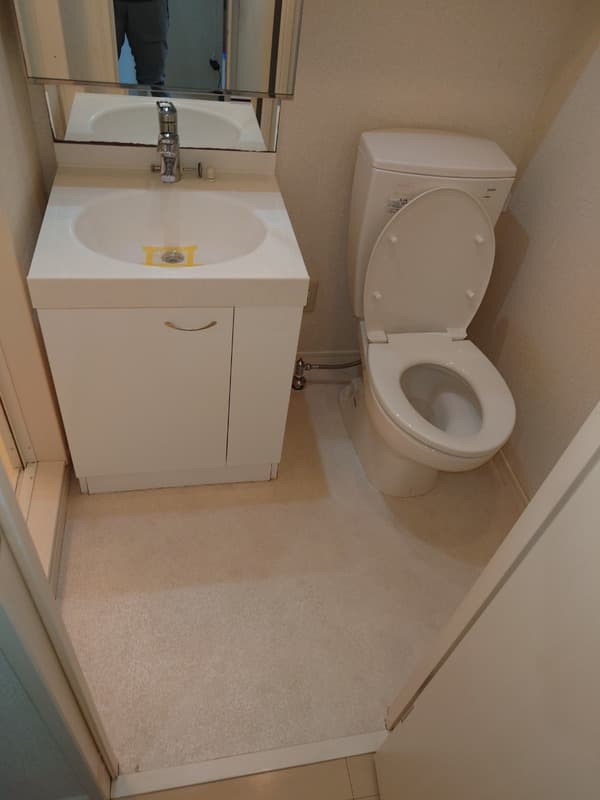 Room image 10