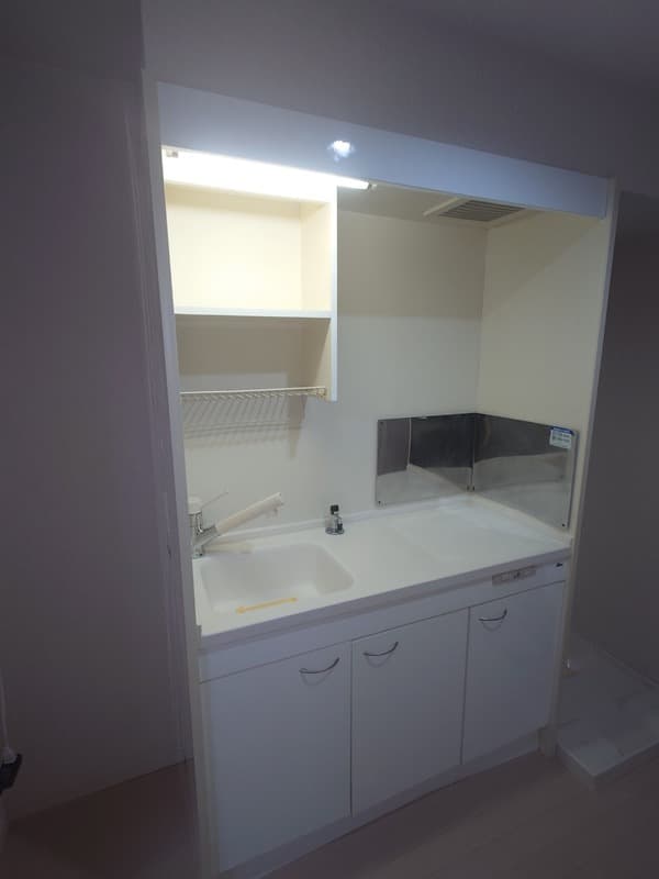 Room image 9