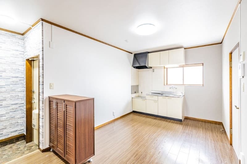 Preview interior of 2nd Maison Nishikawa