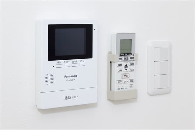 Room image 12