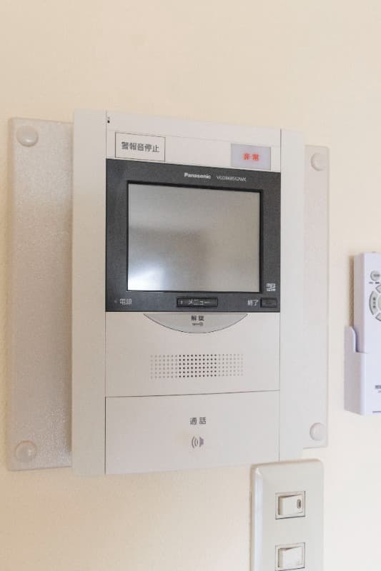 Room image 10