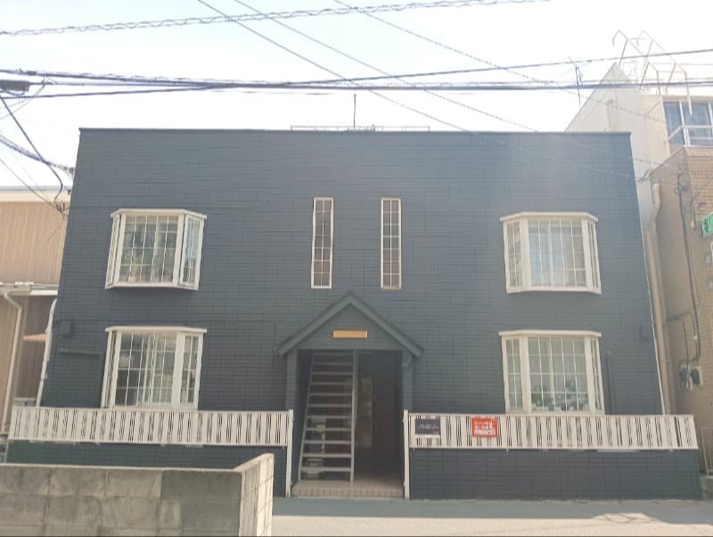 Main exterior of Heights K