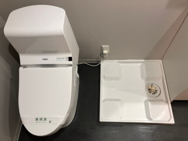 Room image 12