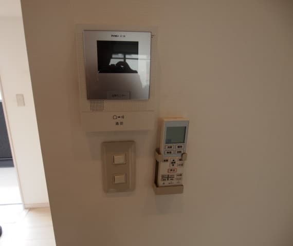 Room image 12