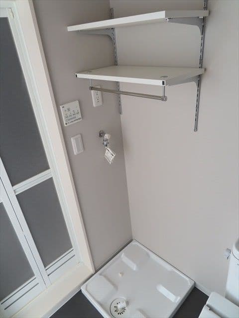 Room image 11