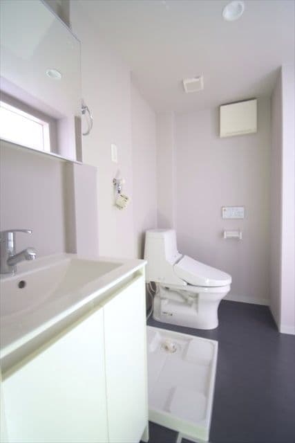 Room image 14