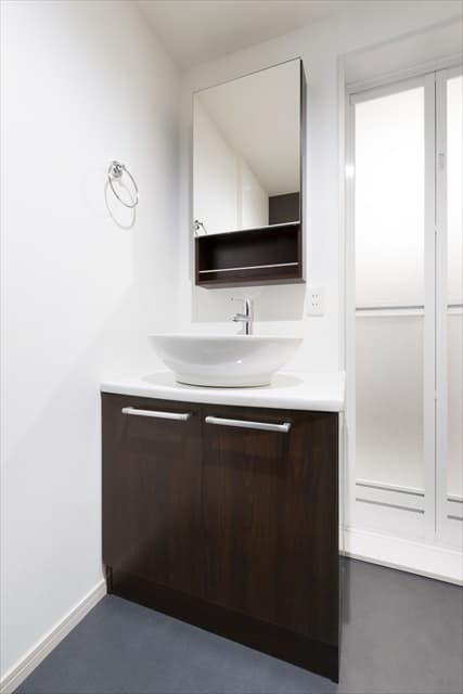 Room image 12