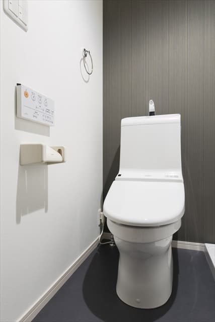 Room image 14