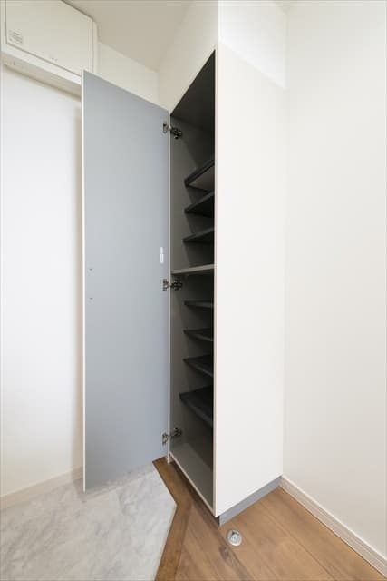 Room image 15