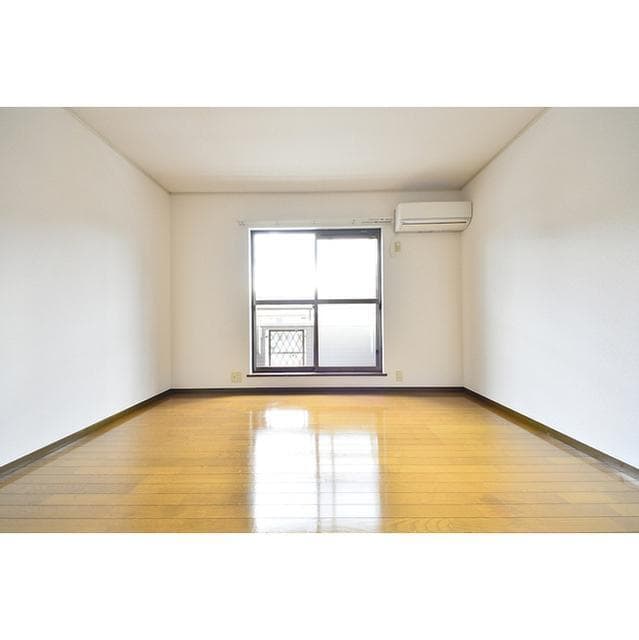 Preview interior of Seijo Side Hill