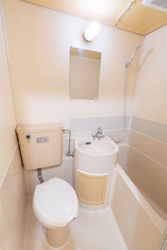 Room image 9