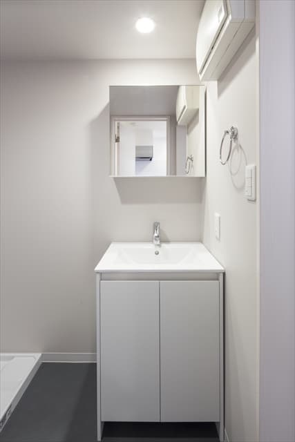 Room image 14