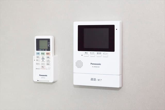 Room image 11