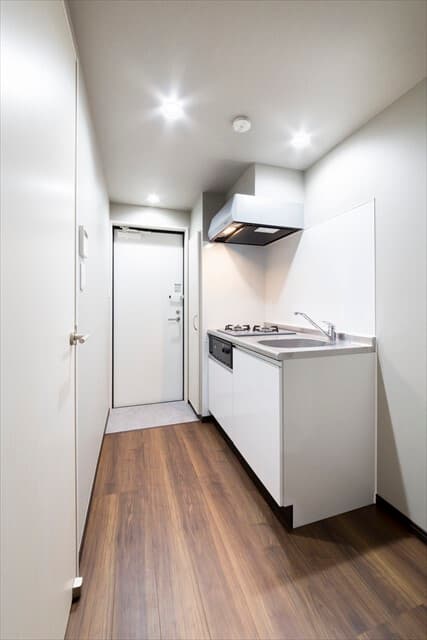 Room image 12