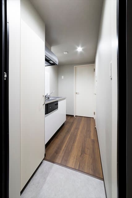 Room image 8