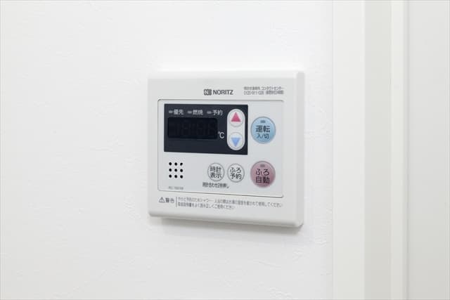 Room image 16