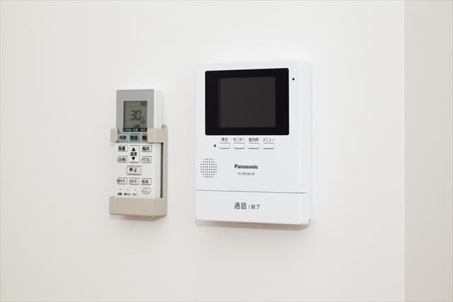 Room image 12