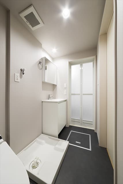 Room image 14