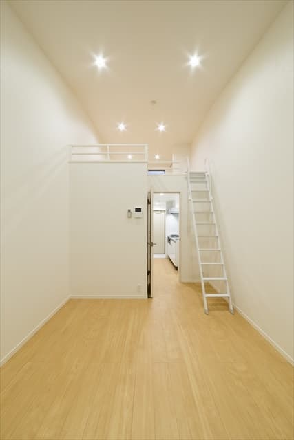 Preview interior of Savoy Higashirinkan (Savoy Higashirinkan)
