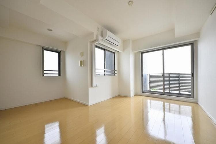 Room image 14