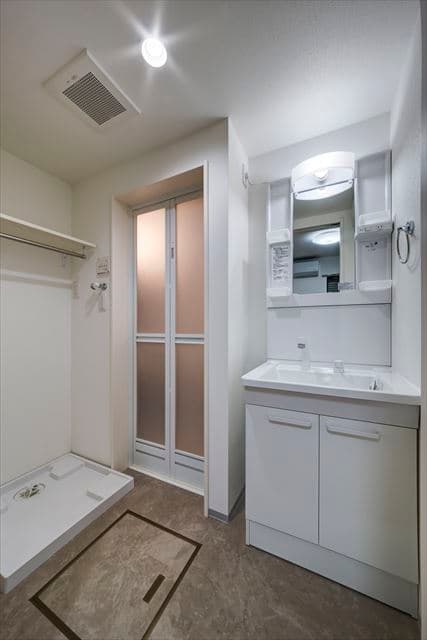 Room image 14