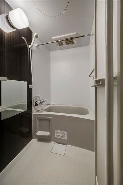Room image 15