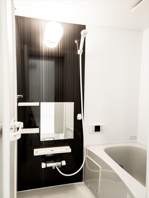 Room image 10