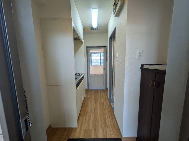 Room image 10