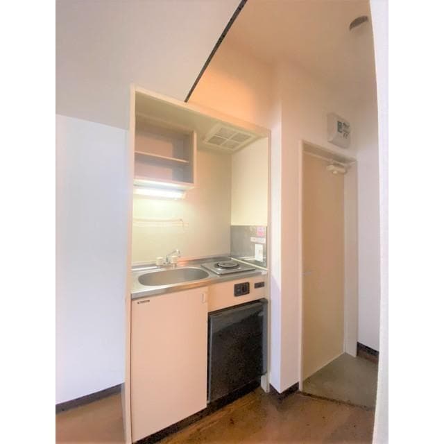 Preview interior of Residence Nakaizumi Building B