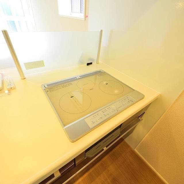 Room image 12