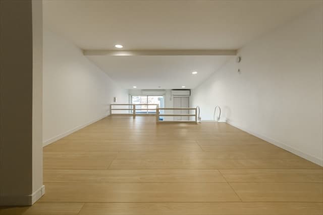 Room image 15