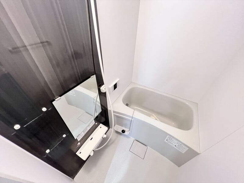 Room image 14
