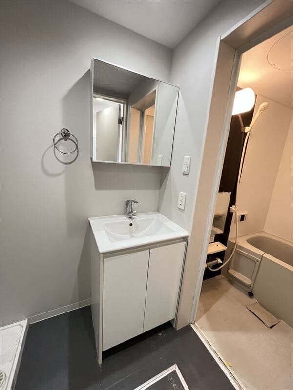 Room image 11