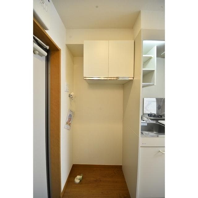 Room image 12