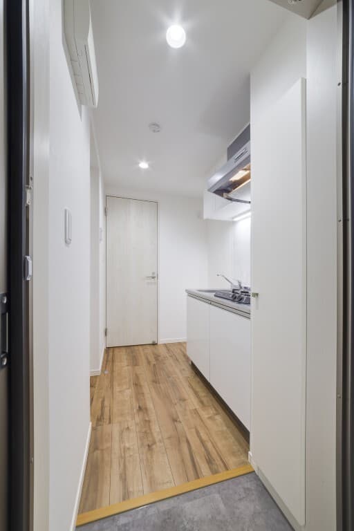 Room image 8